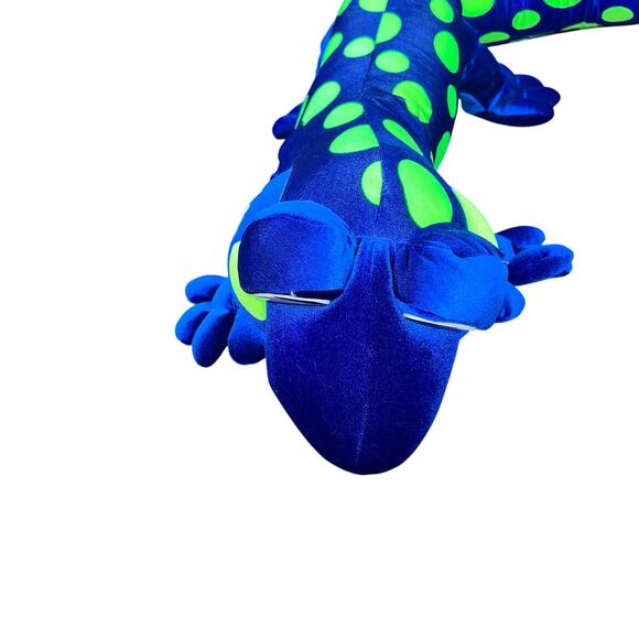Plush Lizard Oversized 60 inches long glow in the dark Blue Green - Picture 3 of 9